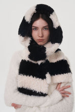 Load image into Gallery viewer, Fuzzy Contrast Striped Scarf
